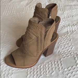 Vince Camuto Heels